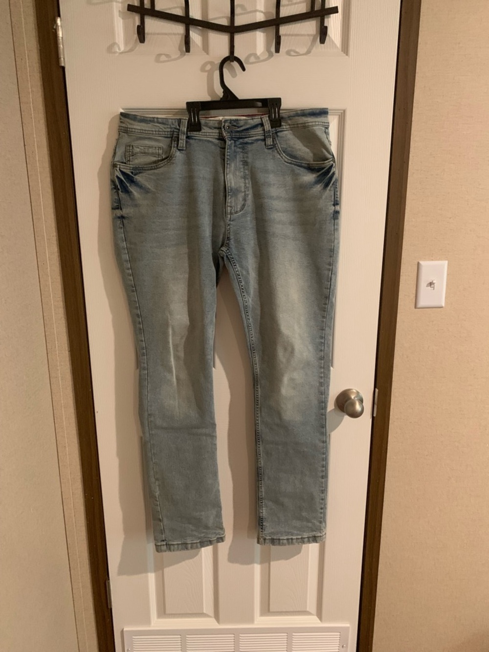 Men's Light Wash Slim Jeans - Light Blue